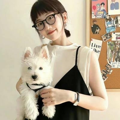 阿鹦爱说笑